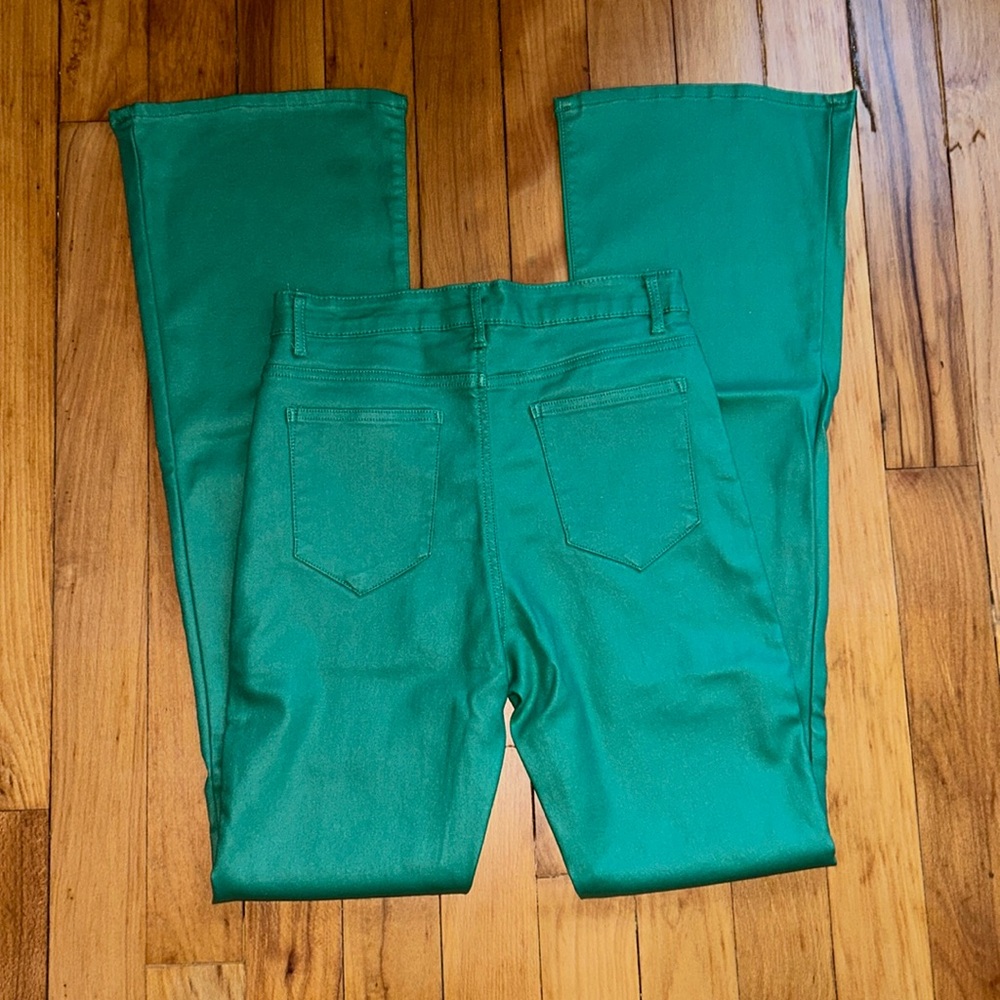 Women's Green High-Rise Straight-Leg Pants - Picture 2 of 4